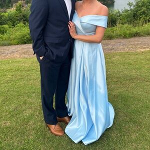 JJ House Sky Blue A Line bridesmaid dress size 6